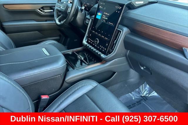 2025 GMC Yukon XL 4WD Denali