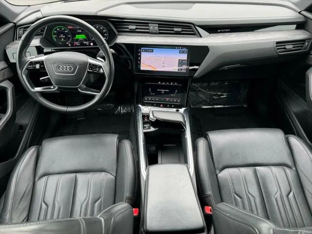 2019 Audi e-tron Premium Plus