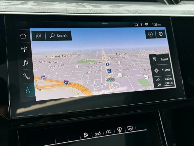 2019 Audi e-tron Premium Plus