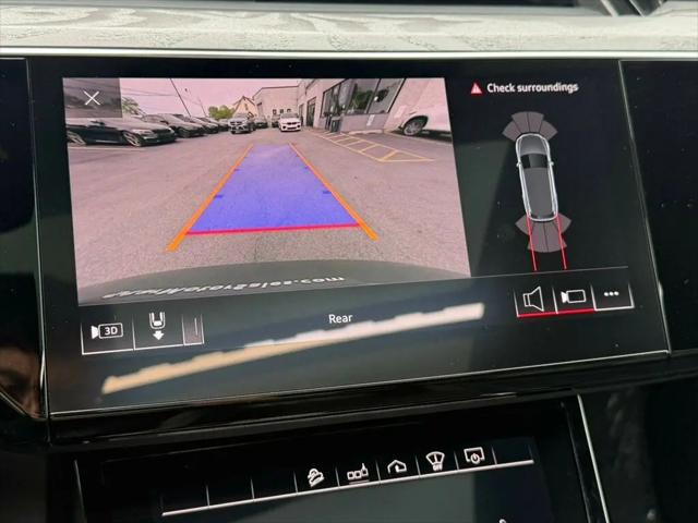 2019 Audi e-tron Premium Plus