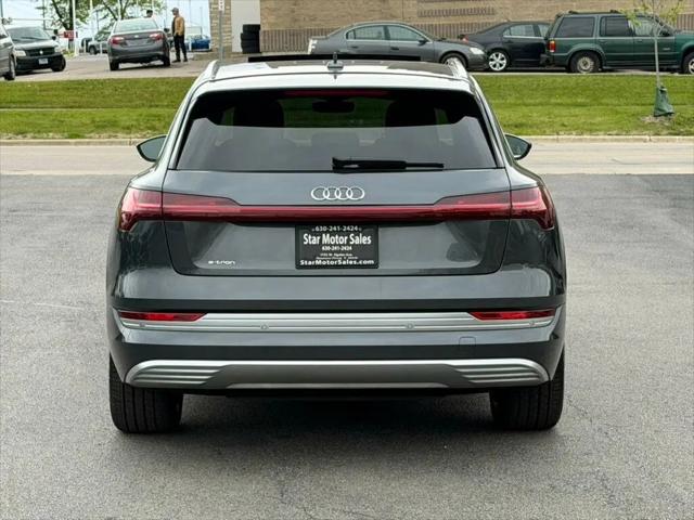 2019 Audi e-tron Premium Plus