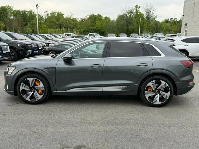 2019 Audi e-tron Premium Plus