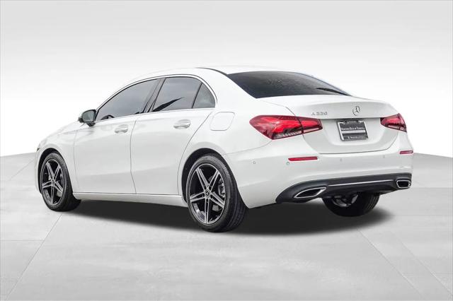 2022 Mercedes-Benz A 220 A 220