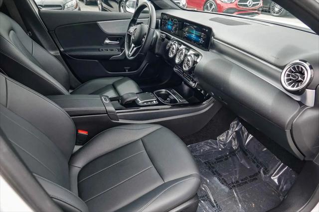 2022 Mercedes-Benz A 220 A 220