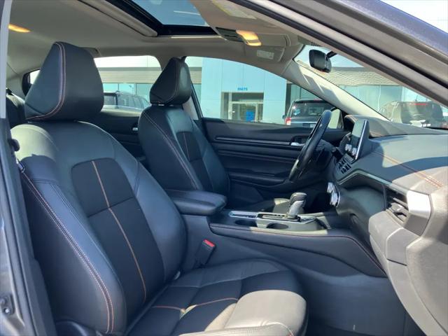 2022 Nissan Altima SR Intelligent AWD