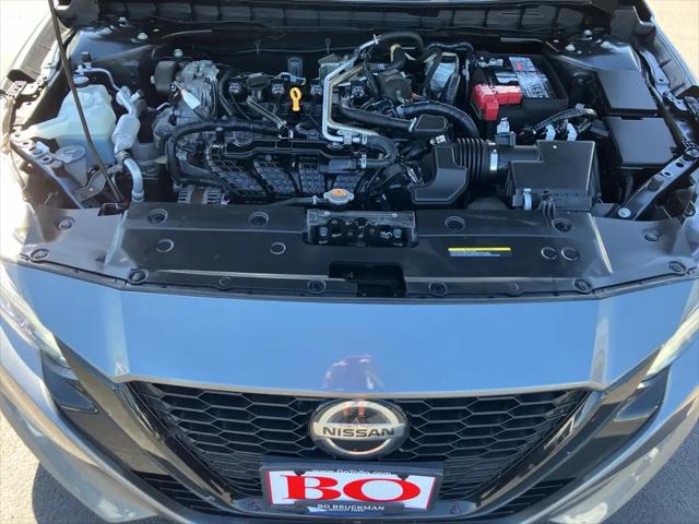 2022 Nissan Altima SR Intelligent AWD