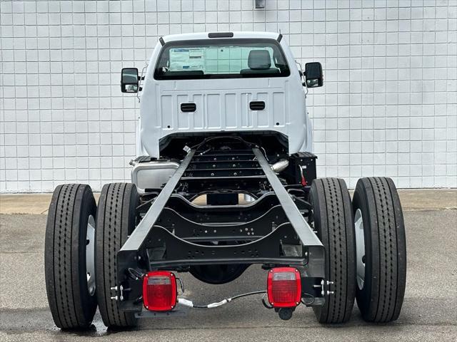 2027 Ford F-750 Base
