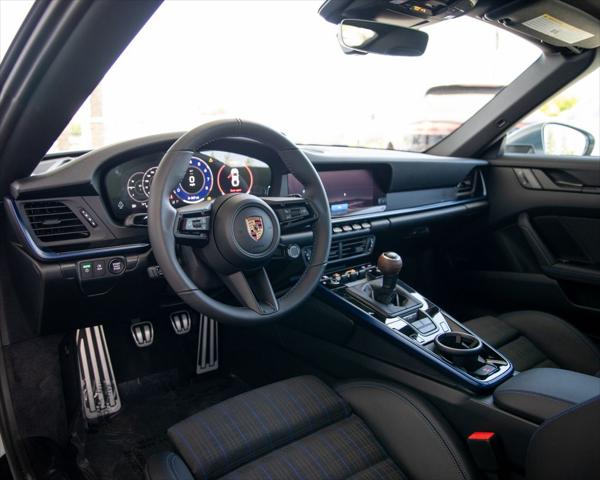 2026 Porsche 911 Carrera T Cabriolet