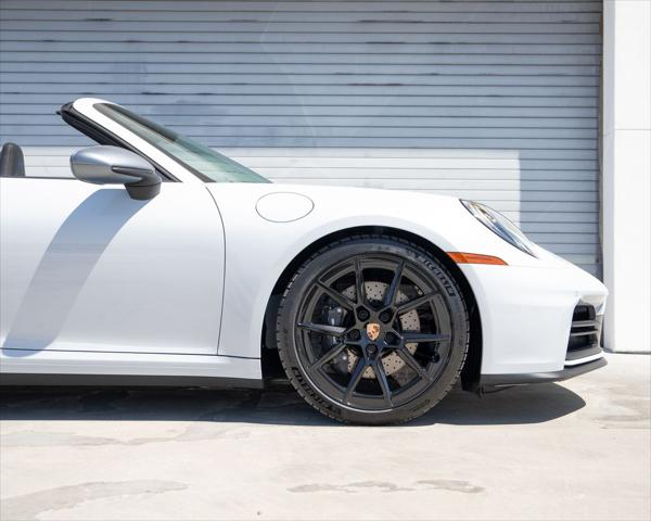2026 Porsche 911 Carrera T Cabriolet