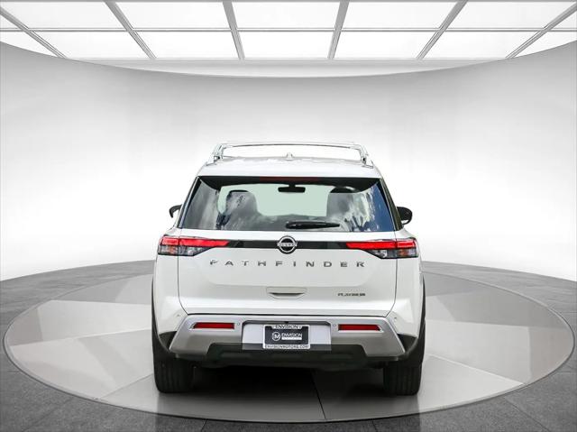 2023 Nissan Pathfinder Platinum FWD