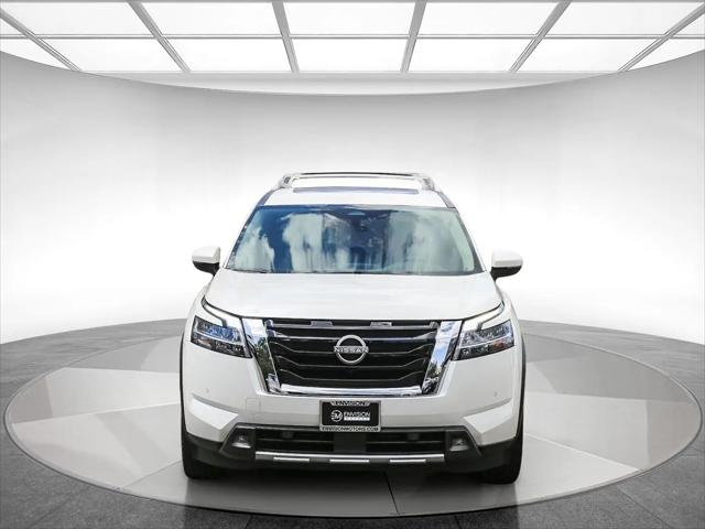 2023 Nissan Pathfinder Platinum FWD