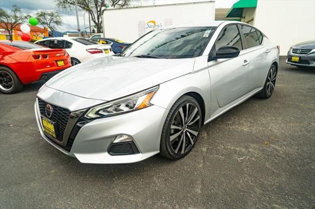 2020 Nissan Altima SR FWD