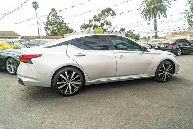 2020 Nissan Altima SR FWD