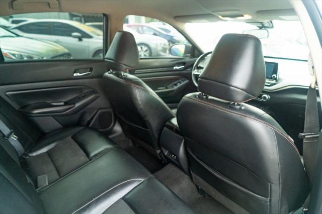 2020 Nissan Altima SR FWD