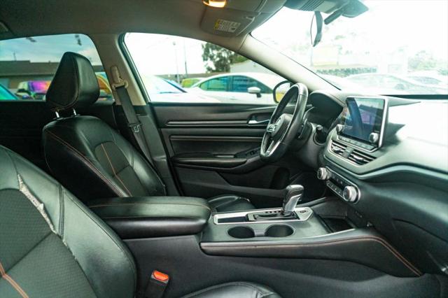2020 Nissan Altima SR FWD