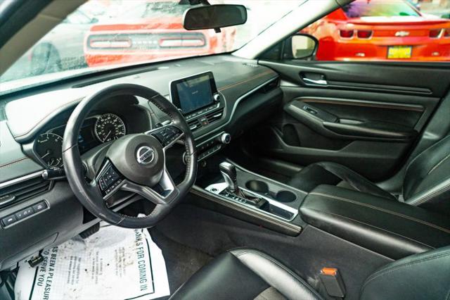 2020 Nissan Altima SR FWD