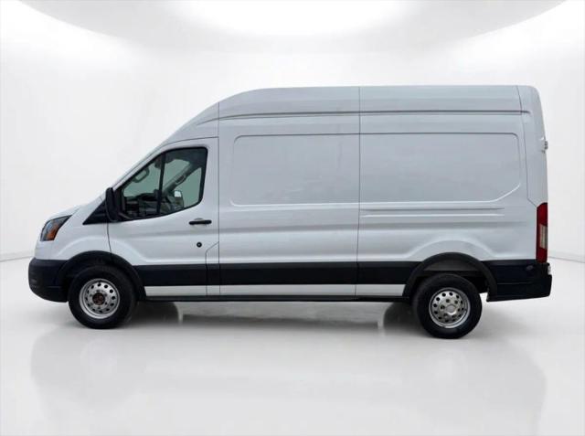 2025 Ford Transit Cargo Van w/LWB