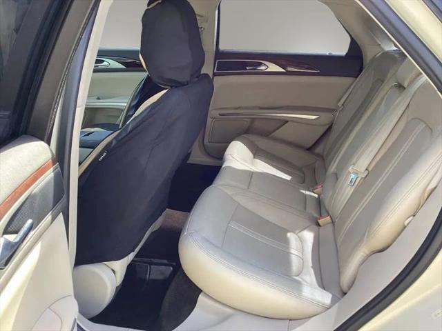 2016 Lincoln MKZ Base