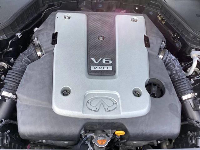 2015 INFINITI Q50 Premium
