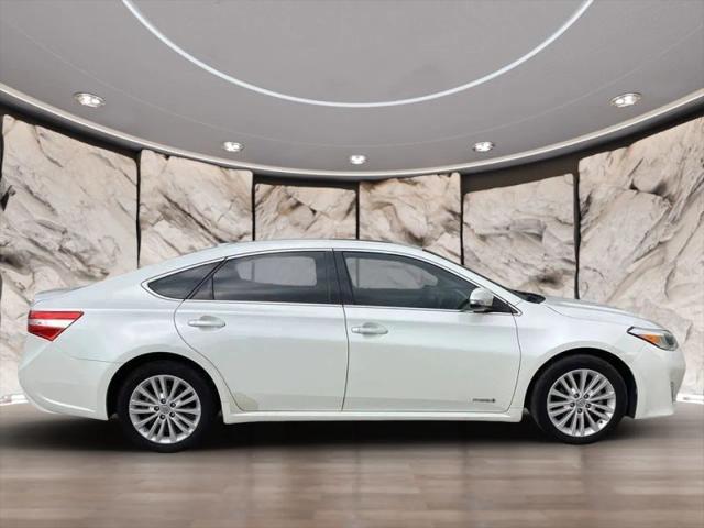 2014 Toyota Avalon Hybrid XLE Premium
