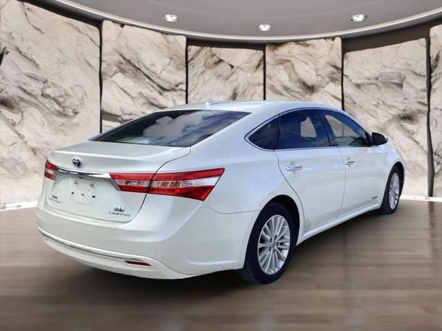 2014 Toyota Avalon Hybrid XLE Premium