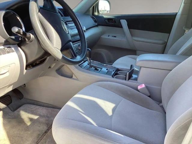 2009 Toyota Highlander Base