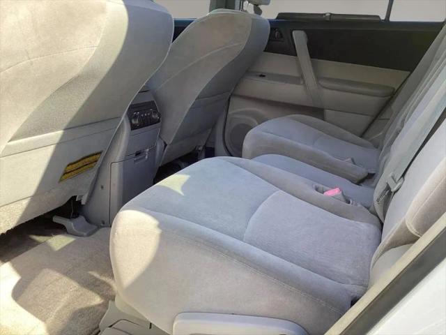 2009 Toyota Highlander Base