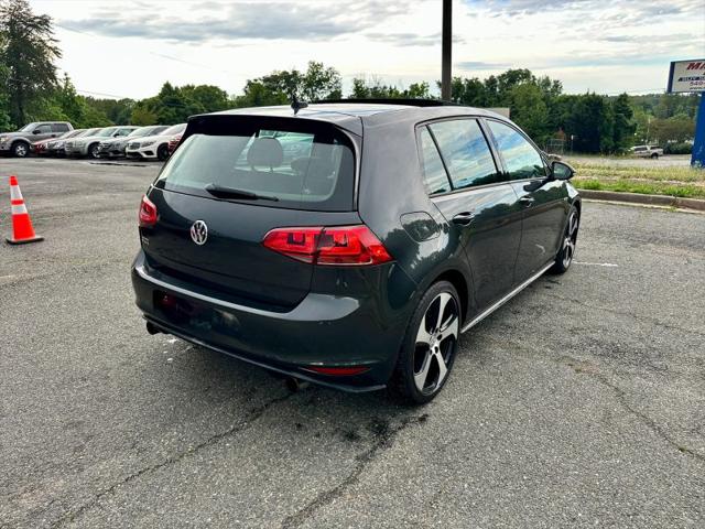 2015 Volkswagen Golf GTI 2.0T SE 4-Door