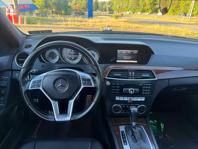 2014 Mercedes-Benz C-CLASS C 300 Luxury 4MATIC