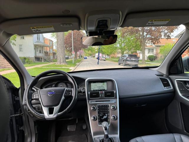 2016 Volvo XC60 T5 Drive-E Premier