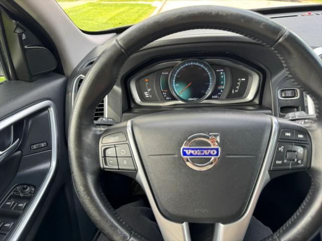 2016 Volvo XC60 T5 Drive-E Premier