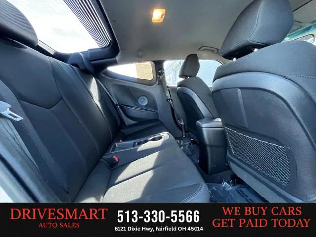 2016 Hyundai Veloster Base