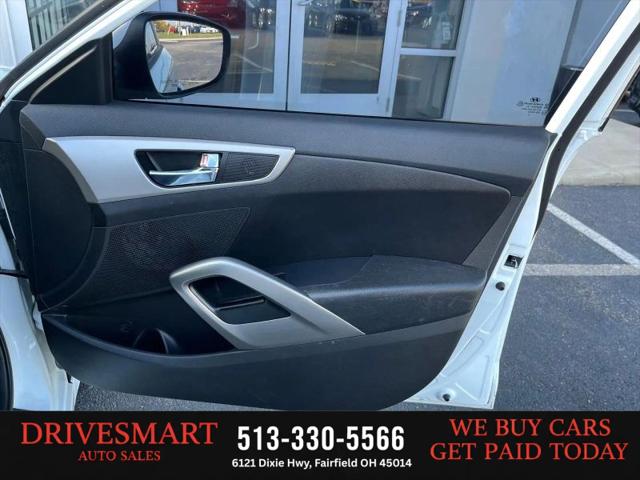 2016 Hyundai Veloster Base