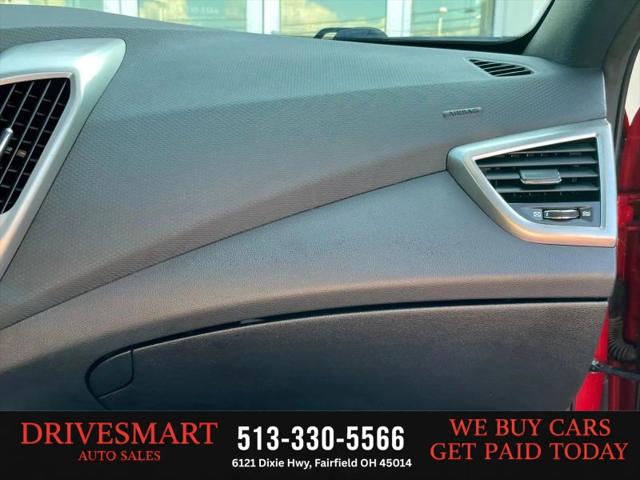 2016 Hyundai Veloster Base