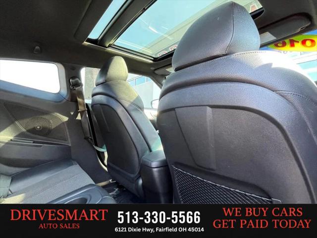 2016 Hyundai Veloster Base