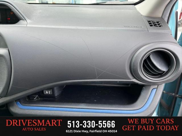 2013 Toyota Prius c One