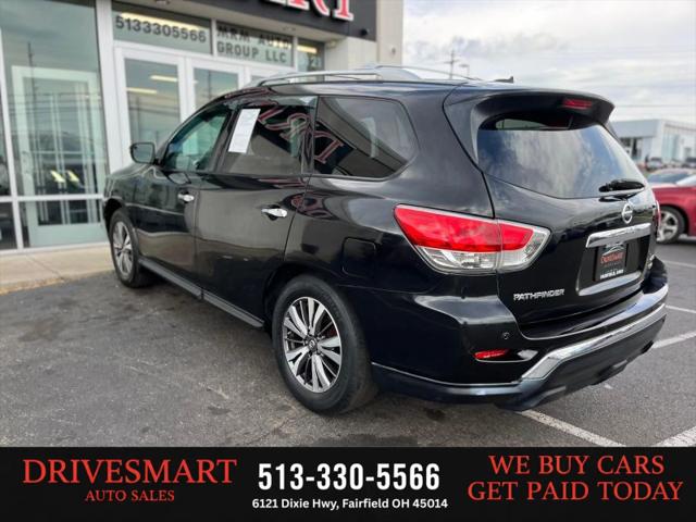 2017 Nissan Pathfinder SV