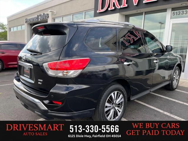 2017 Nissan Pathfinder SV