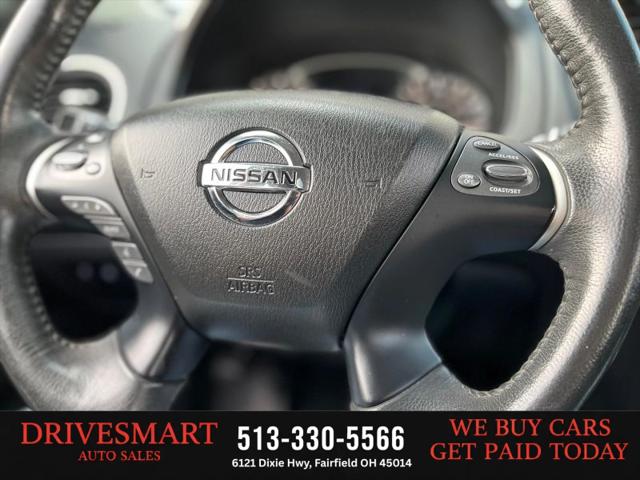 2017 Nissan Pathfinder SV