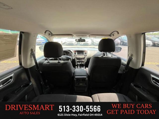 2017 Nissan Pathfinder SV