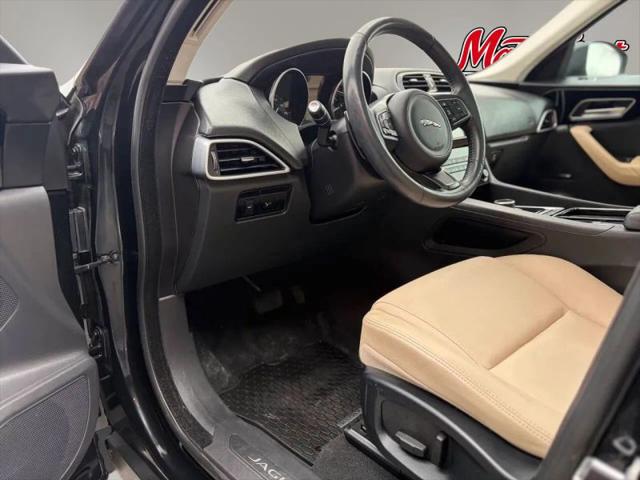 2018 Jaguar F-PACE 25t Premium
