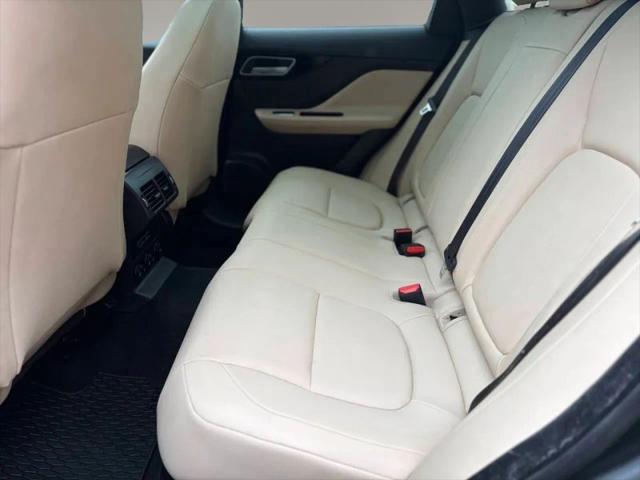 2018 Jaguar F-PACE 25t Premium