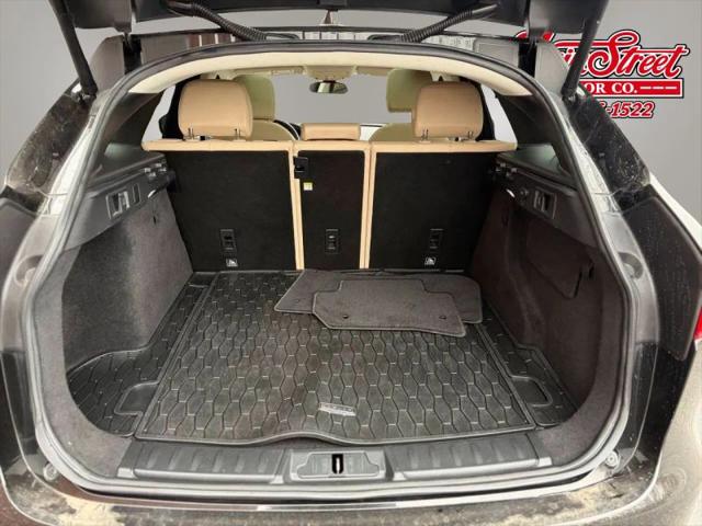 2018 Jaguar F-PACE 25t Premium