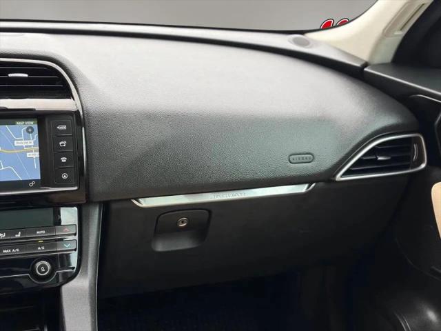 2018 Jaguar F-PACE 25t Premium