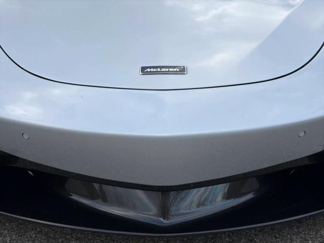 2017 McLaren 570GT Base