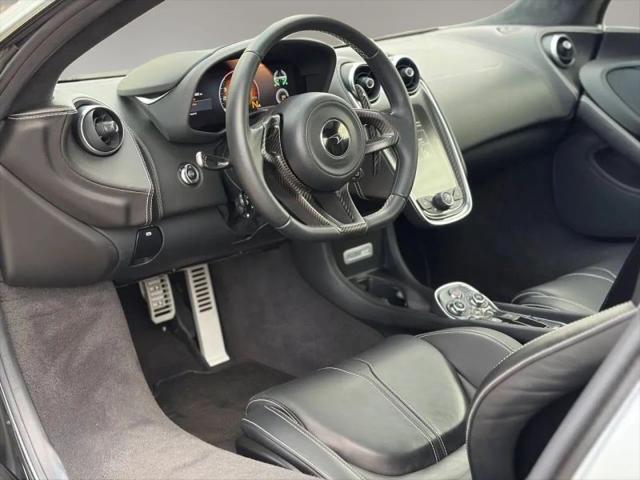2017 McLaren 570GT Base