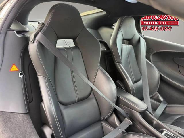2017 McLaren 570GT Base