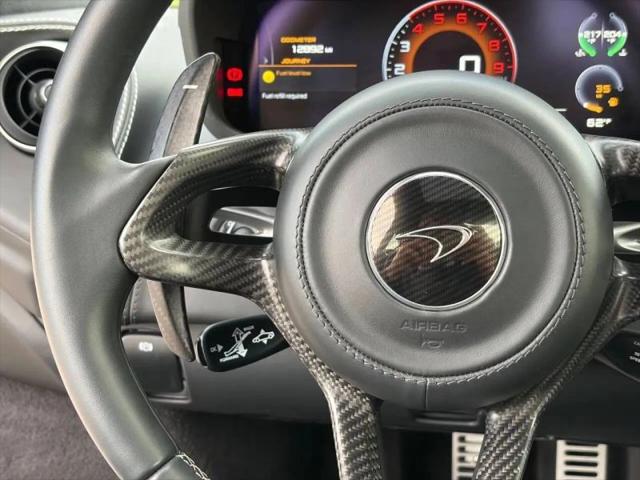 2017 McLaren 570GT Base