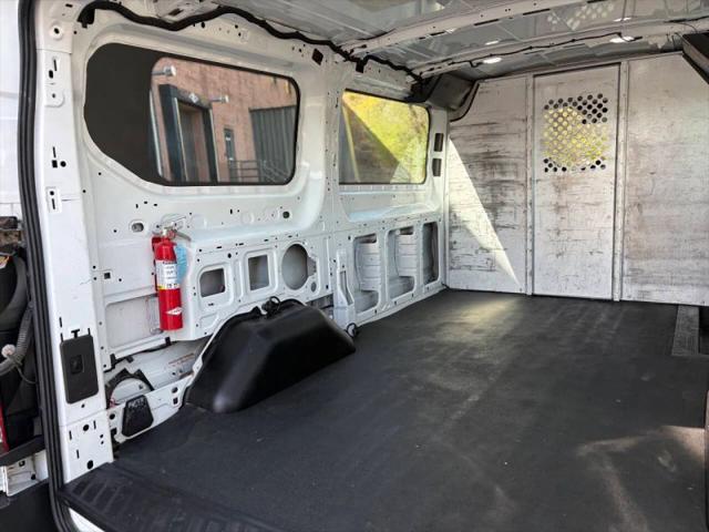 2019 Ford Transit w/60/40 Side Door w/RWB