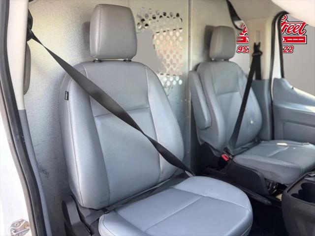 2019 Ford Transit w/60/40 Side Door w/RWB